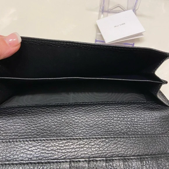 Authentic!!Gucci long Wallet Monogram black Luxury - Picture 9 of 13